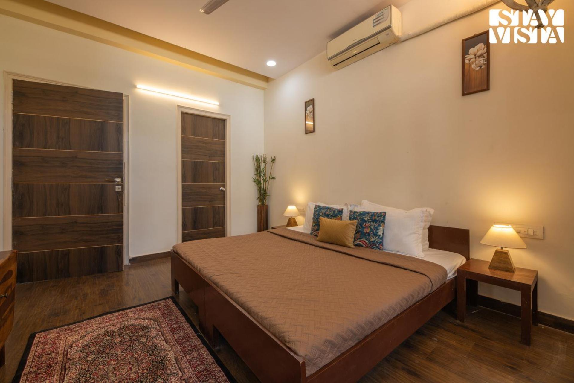 Villa Stayvista At Arka Crest With Jacuzzi, Bonfire, Wi-fi